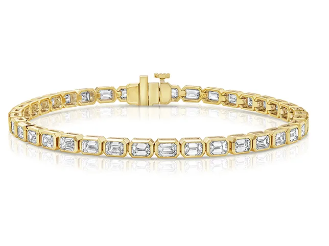 Diamond tennis bracelet after retouching with consistent stones along the length