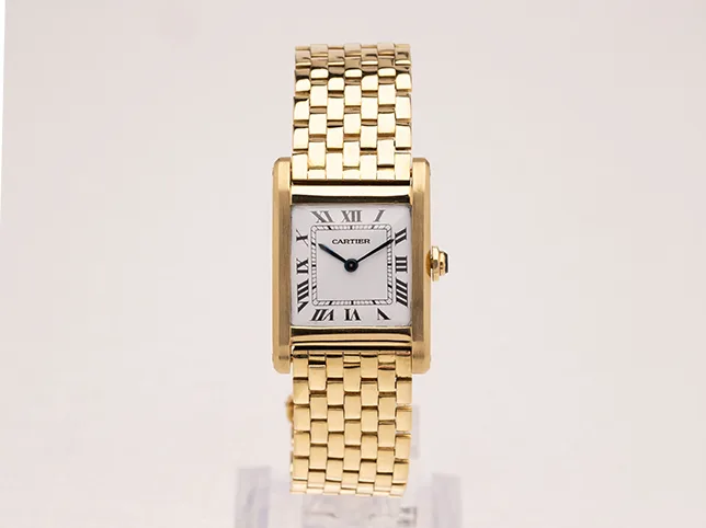 Bracelet watch before retouching
