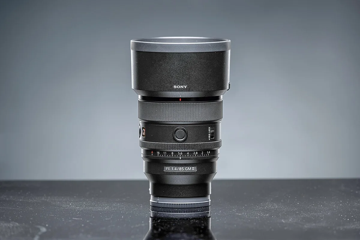 Sony FE 85mm f/1.4 GM II lens for fashion campaign portraits